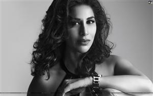 Sophie Choudry